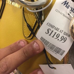 Yellow 💛🌻🌼 Steve Madden handbag/ shoulder bag